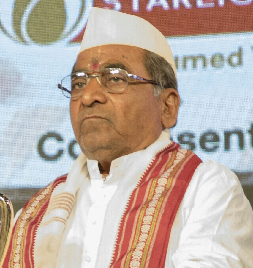 वै. ह.भ.प. पुरुषोत्तम महाराज शिंदे (हातवळणकर)